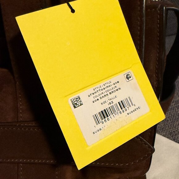 Brand new Marc Jacobs dakota chocolate suede tote with tags - Picture 6 of 6